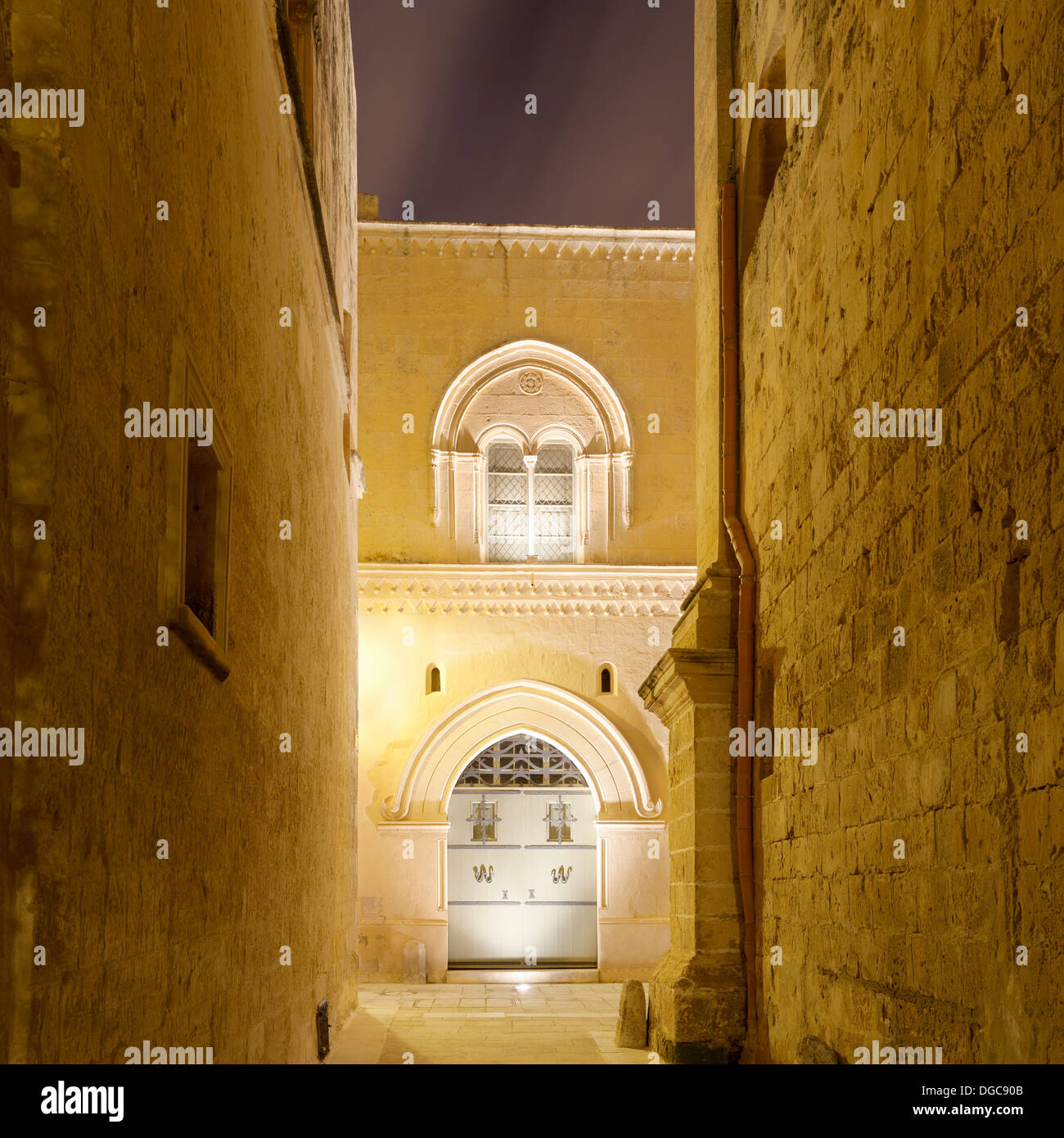 Palazzo Falson illuminé la nuit, Mdina, Malte Banque D'Images