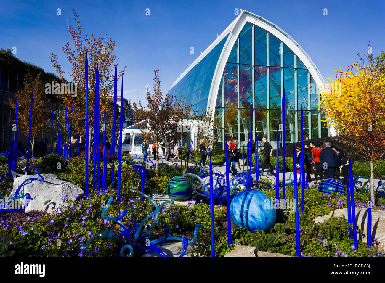 Chihuly Jardin et verre, musée pour exposer le studio glass de Dale Chihuly. Seattle, Washington, USA. Banque D'Images