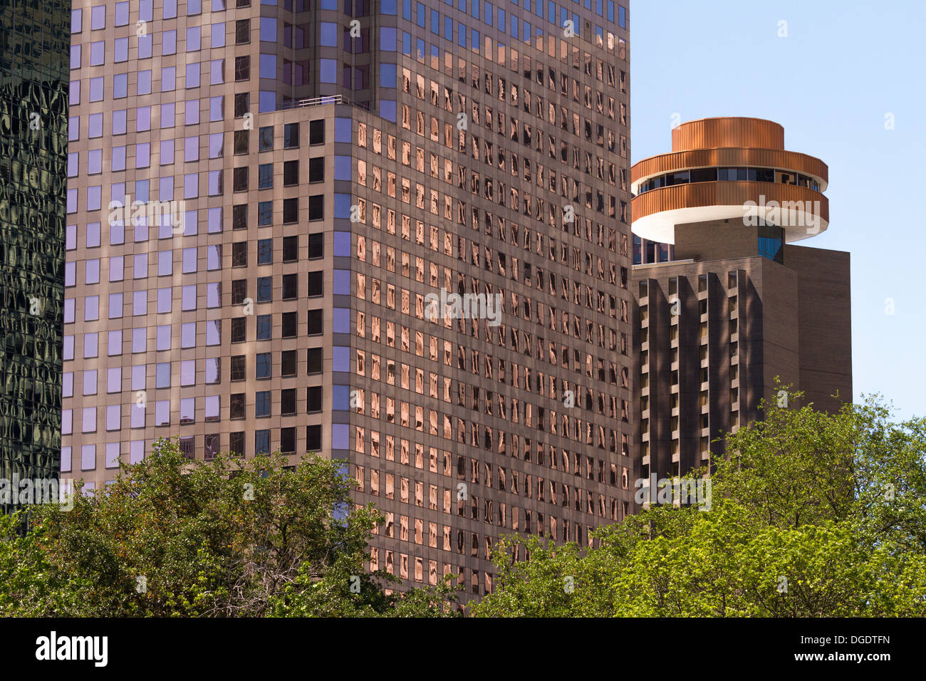 Spindletop Hyatt Regency Downtown Houston Texas USA aux immeubles de la ville Banque D'Images