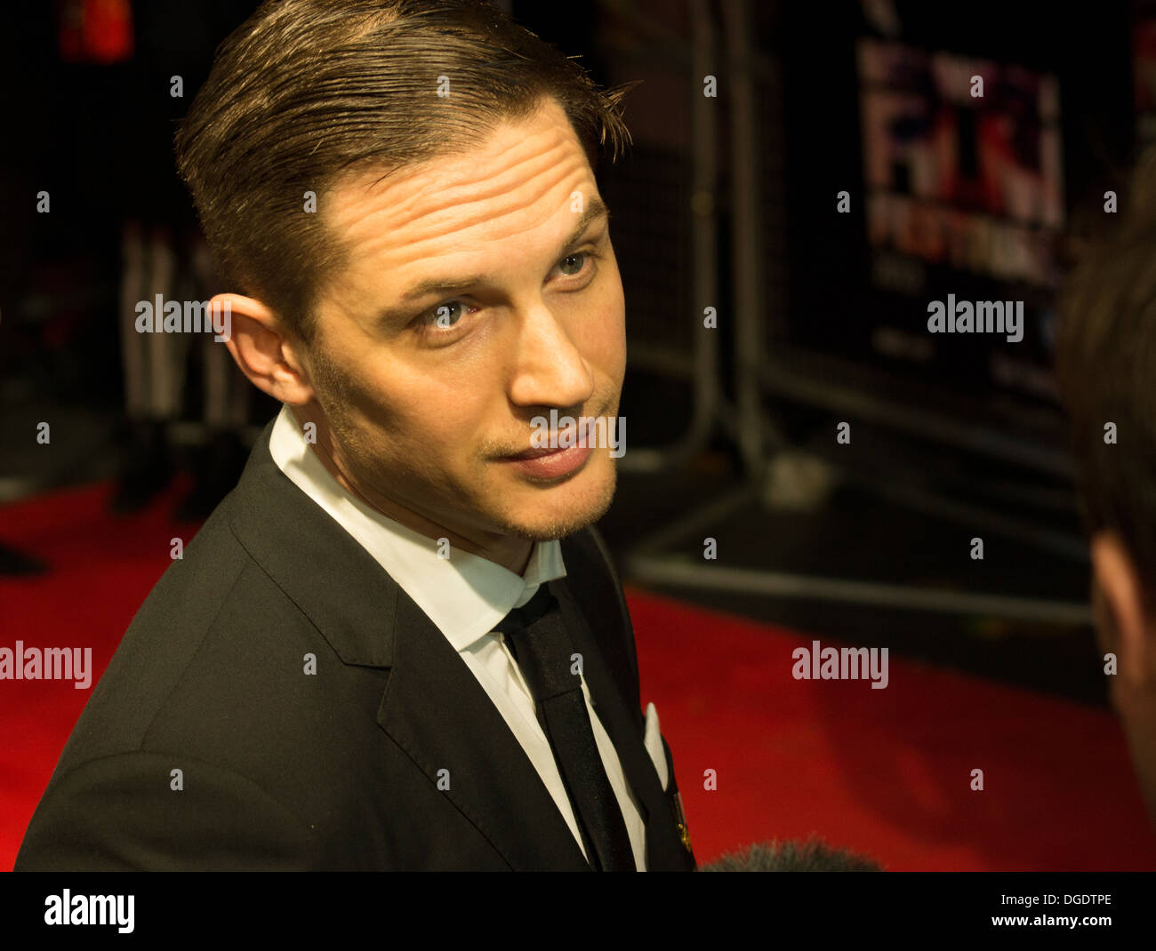 Acteur Tom Hardy assistant à première de Locke. Partie de 57e BFI London Film Festival Banque D'Images