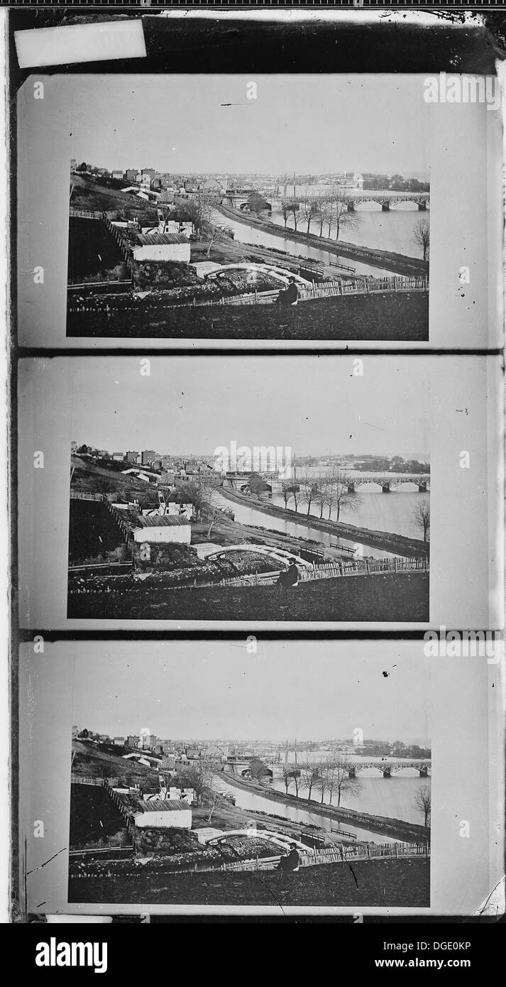 Le pont de Georgetown enjambe le fleuve Potomac, reliant des endroits clés de Washington, DC, avec le Maryland. Banque D'Images