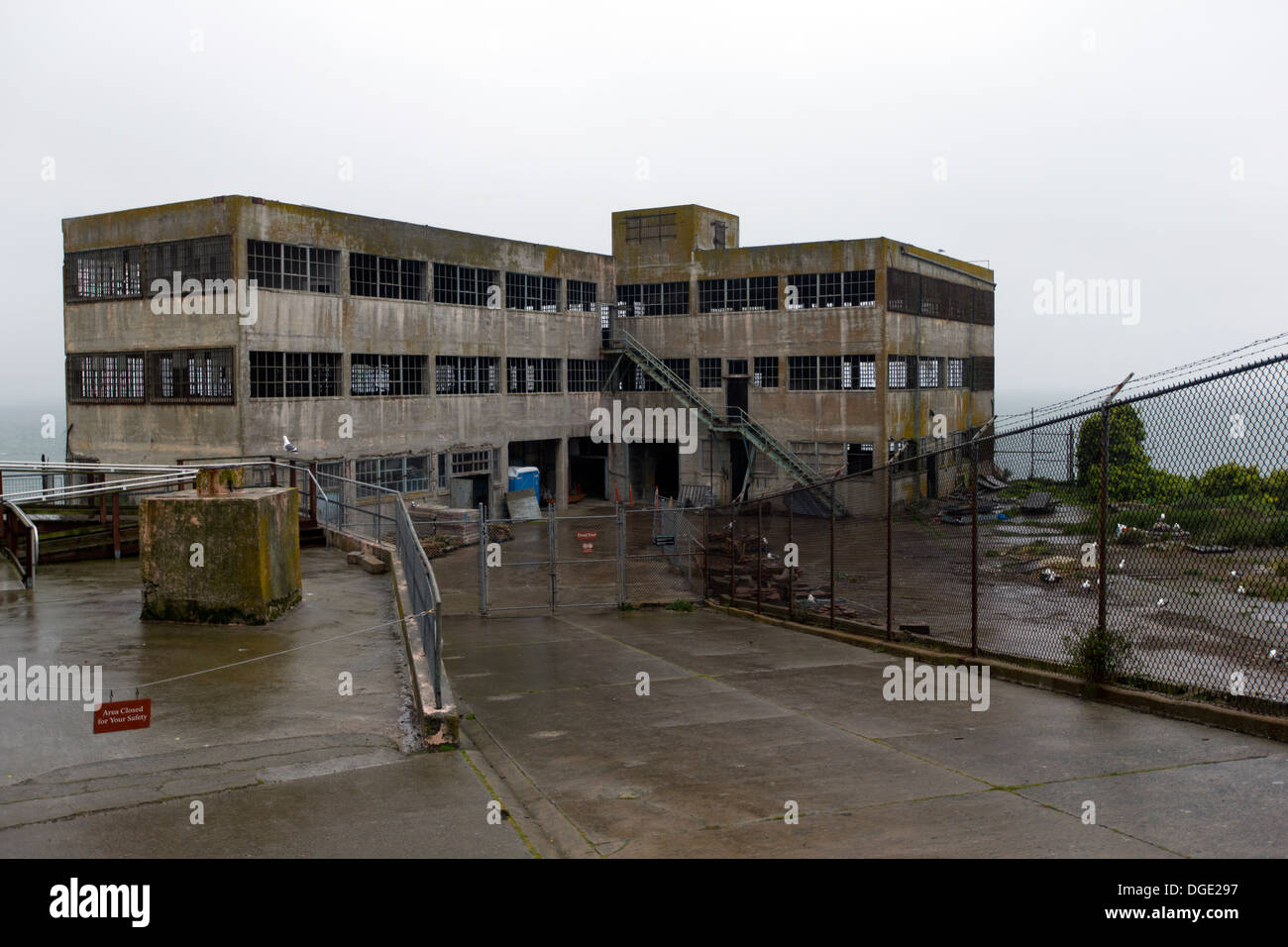 Le modèle de construction Industries, l'île d'Alcatraz, San Francisco Bay, California, USA Banque D'Images