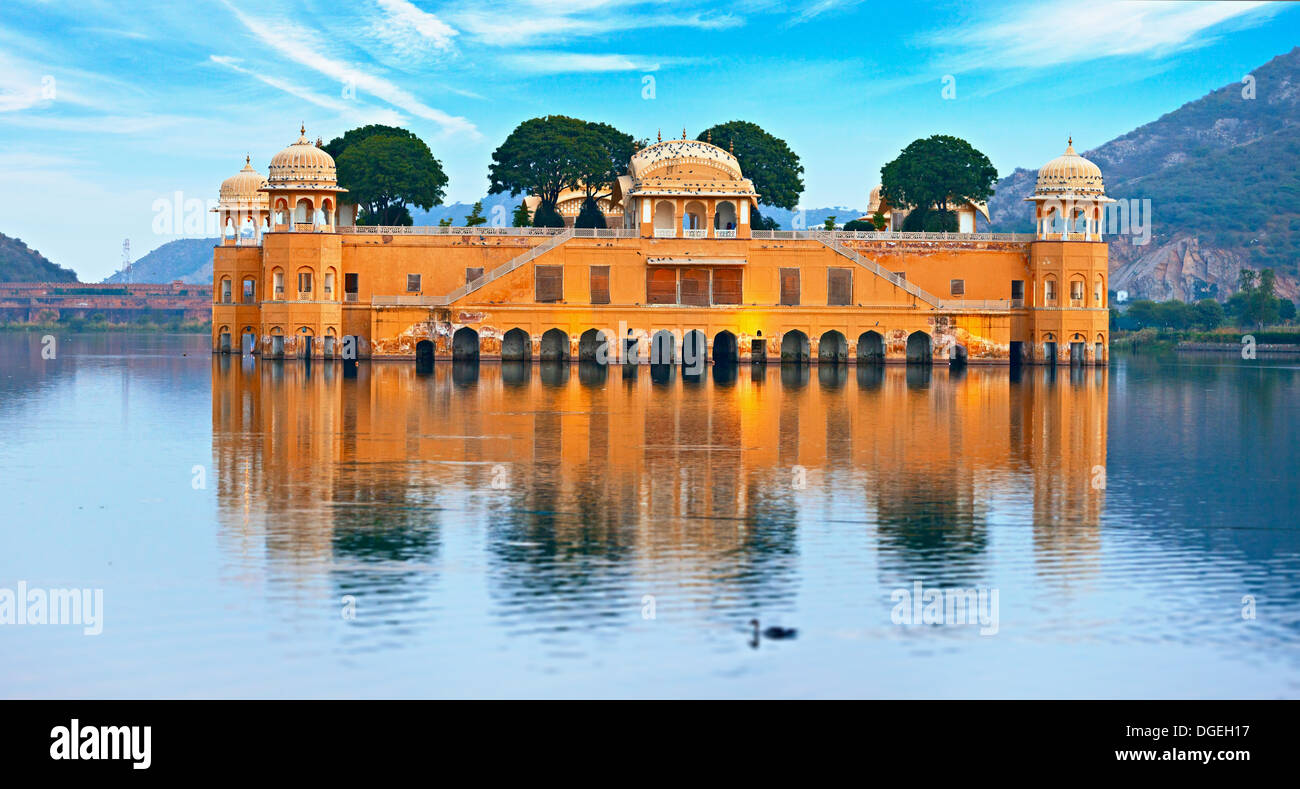 Le Palais d'eau à jour - Jal Mahal Rajasthan, Jaipur, Inde Banque D'Images