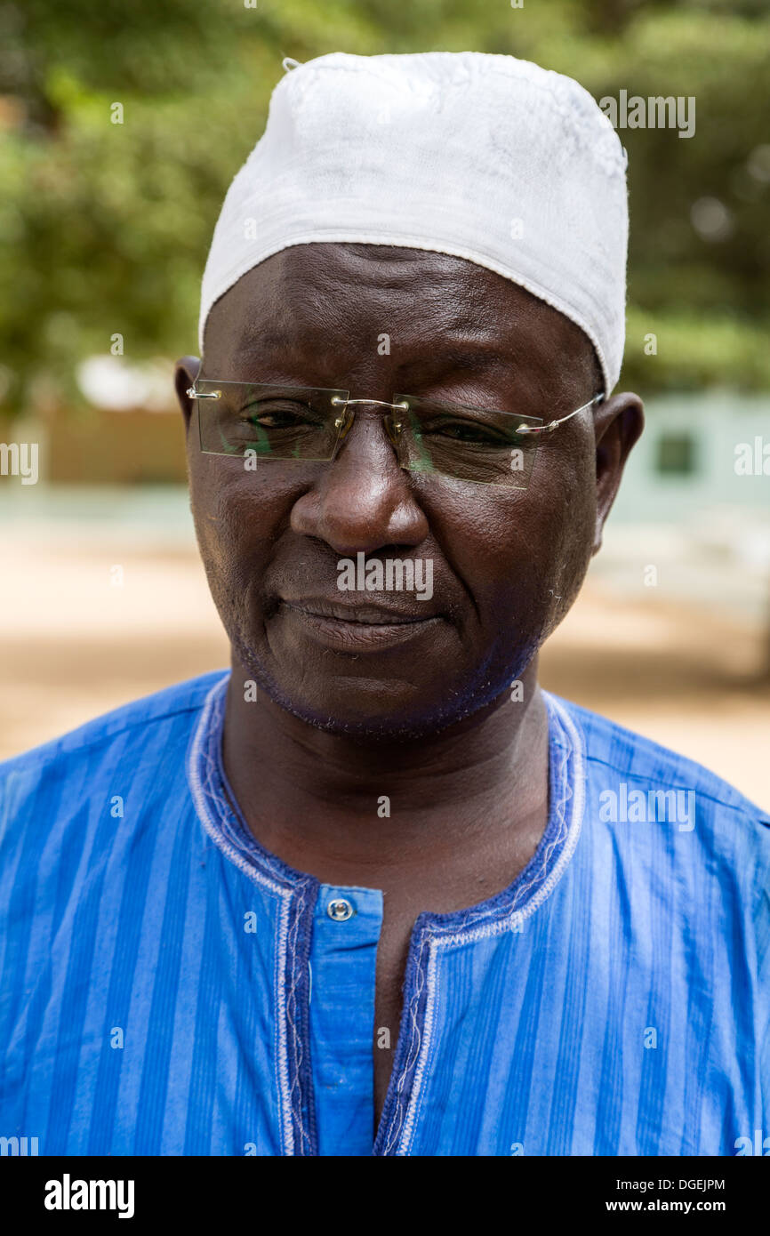 Le Sénégal, Tivaouane. Un enseignant de l'Zawiya de Alhaji Malik Sy. Banque D'Images