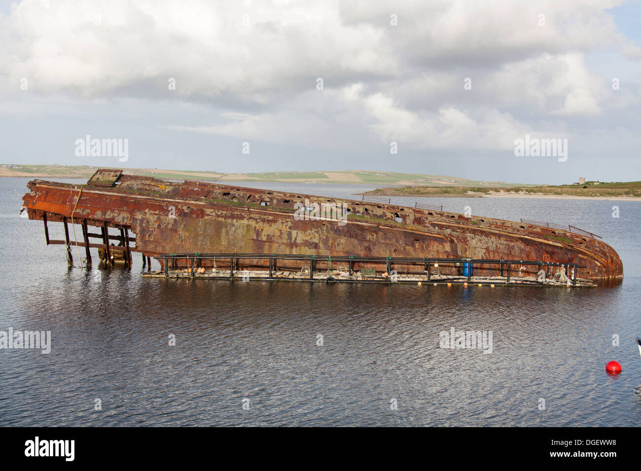 Des îles Orcades, en Écosse. L'épave du reste du Liverpool à Dublin steamer 'Reginald' au son de Weddell. Banque D'Images
