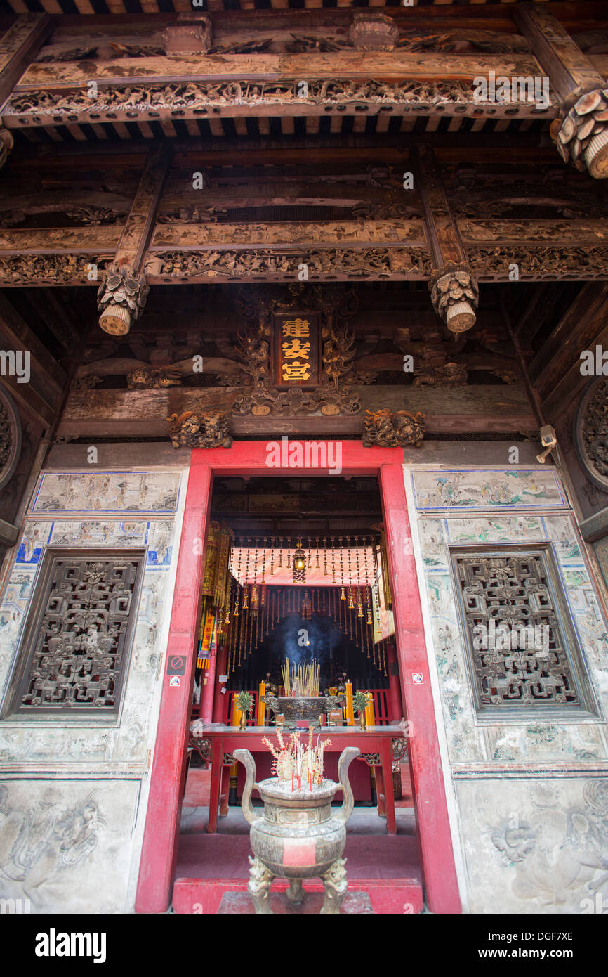 Kuan Keng un sanctuaire a été construit par un groupe de Chinois et d'une image de Chao Mae Kuan-in a été inscrit à l'intérieur. Banque D'Images