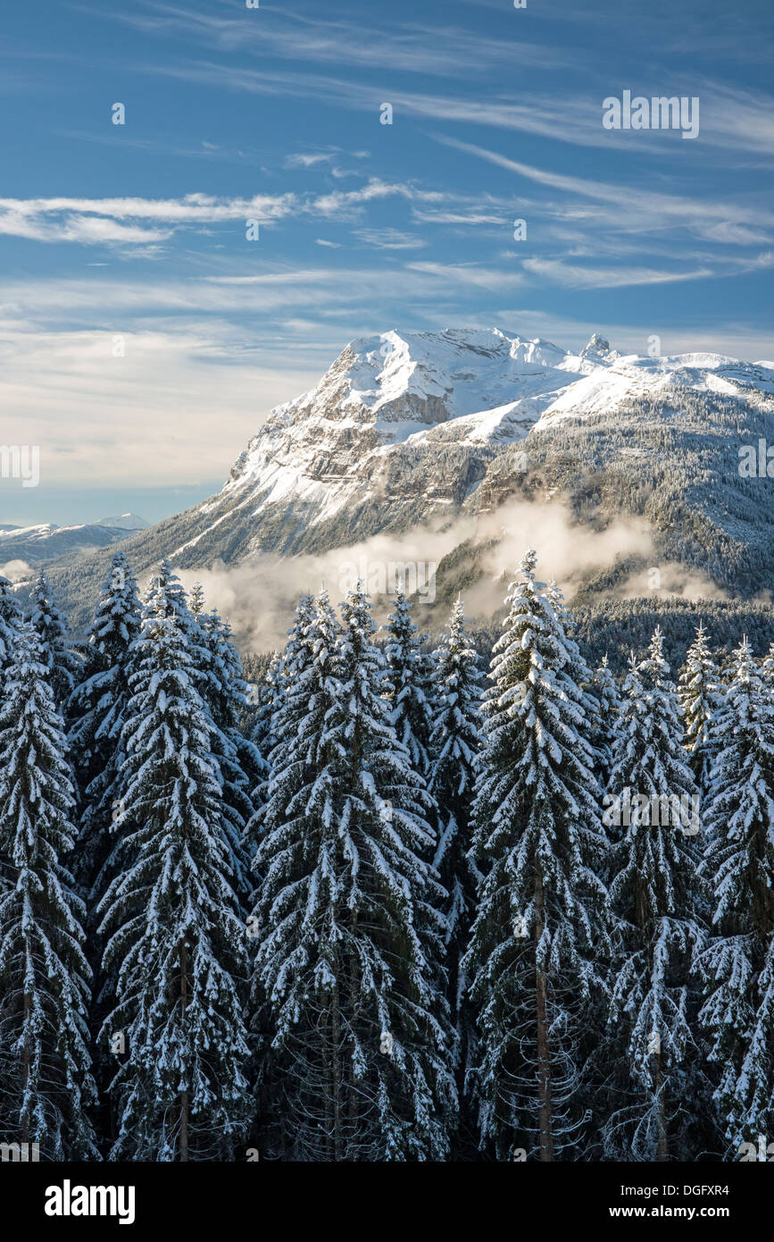 Alpes françaises vue d'AGY dans le département Haute Savoie en France en hiver Banque D'Images