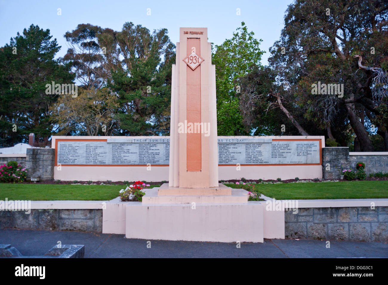 Napier, île du Nord, en Nouvelle-Zélande. Le tremblement de terre art déco, Grave Memorial Park Cemetery de l'île. Contient des restes des victimes du séisme de 1931. Banque D'Images