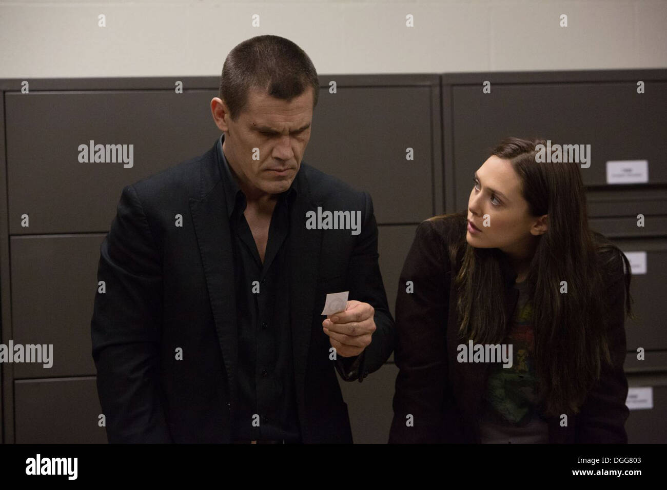 Blackguy 2013) Josh Brolin, ELIZABETH OLSEN SPIKE LEE DIR) COLLECTION MOVIESTORE LTD Banque D'Images