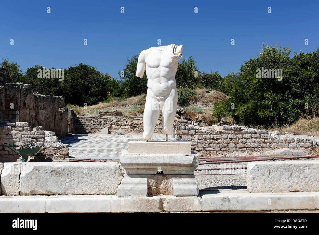 Statue, le torse sans tête, Aphrodisias, Geyre, Karacasu, Aydin, l'ouest de la Turquie, Turquie, Asie Banque D'Images