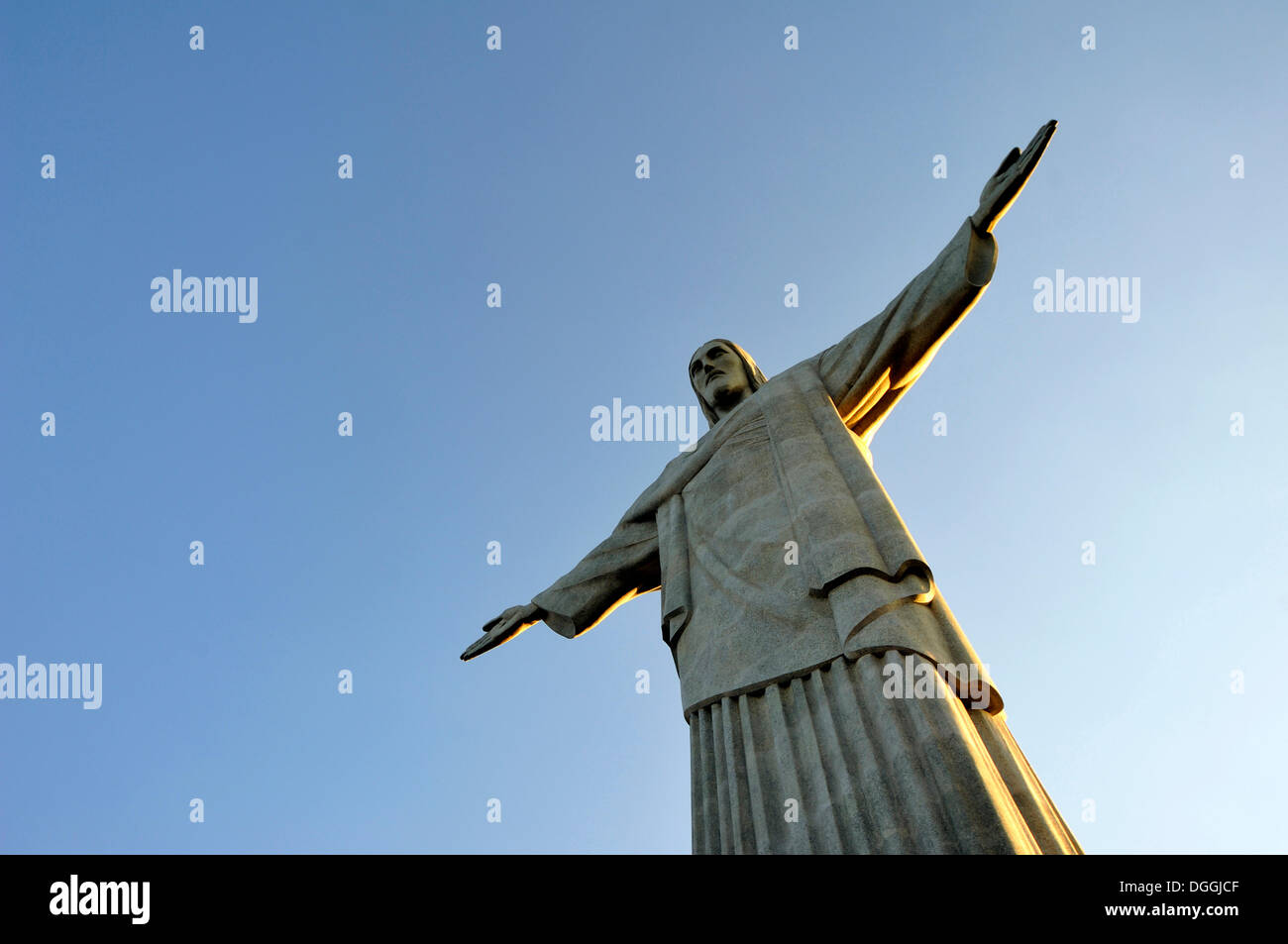 Statue du Christ Rédempteur, Cristo Redentor, sur la montagne du Corcovado, Rio de Janeiro, Brésil, Amérique du Sud Banque D'Images
