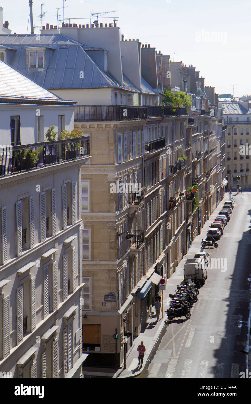 Paris France,Europe,Français,9ème arrondissement,rue la Bruyère,vue aérienne d'en haut,historique Haussmann condominium,résidentiel,appartement,apar Banque D'Images