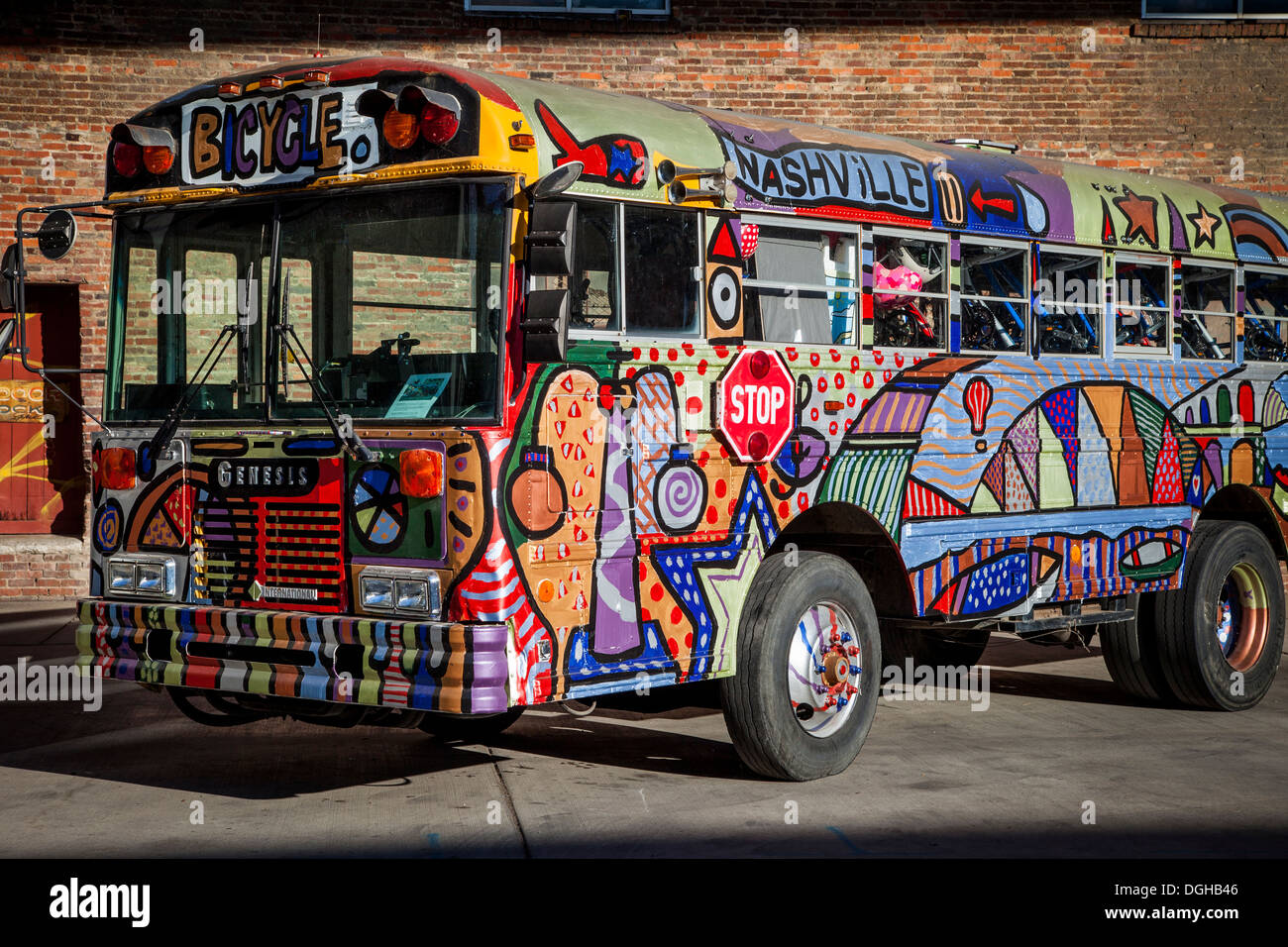 La location de bus - un art et vert-vivant projet communautaire à Nashville, Tennessee, USA Banque D'Images