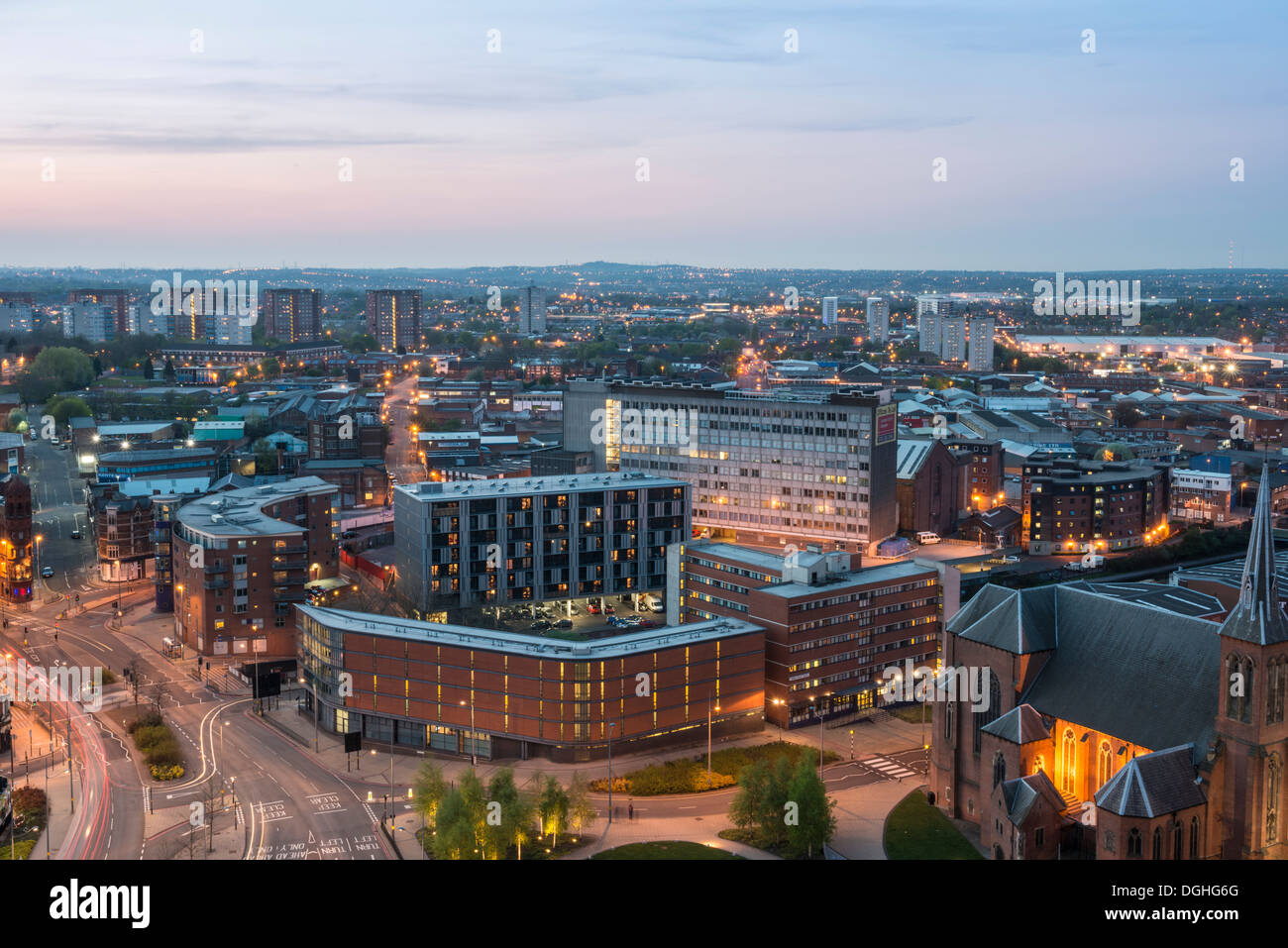 St Chads Cathedral et le Fusil Quart de Birmingham, Angleterre Banque D'Images