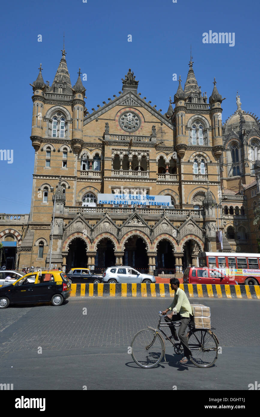 La gare Chhatrapati Shivaji, autrefois Victoria Terminus, UNESCO World Heritage Site, Mumbai, Bombay, Mumbai, Maharashtra Banque D'Images