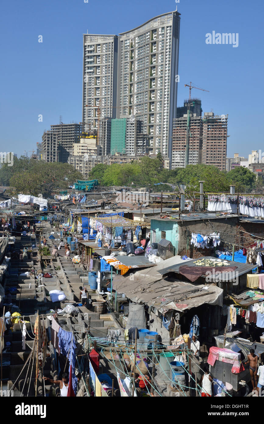 Dhobi Ghat, une buanderie centrale, open air laver stylos, Mumbai, Maharashtra, Inde Banque D'Images