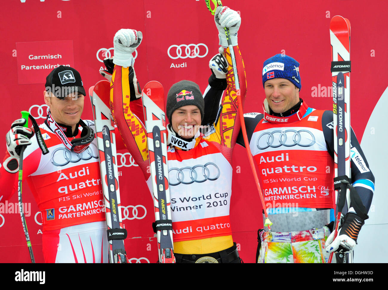 Eric Guay, gagnant, Super-G 2010, vainqueur du Super-G classement général, petite boule de cristal comme prix de la Coupe du Monde de Ski, Banque D'Images