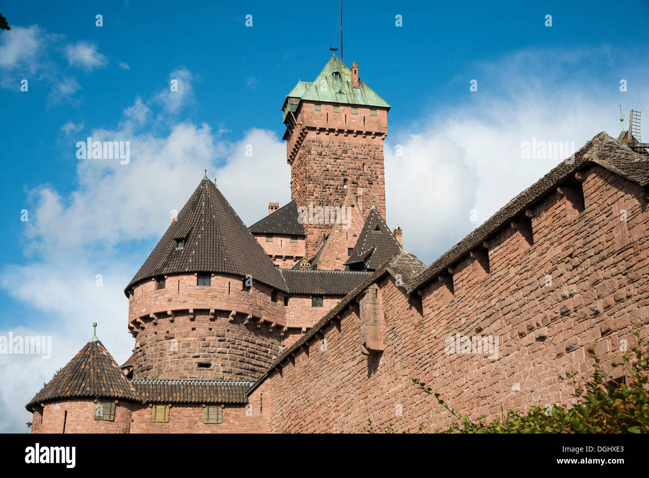 Château du Haut-Koenigsbourg ou Hohkoenigsburg, château Haut Koenigsbourg, près de Orschwiller, Alsace, France Banque D'Images