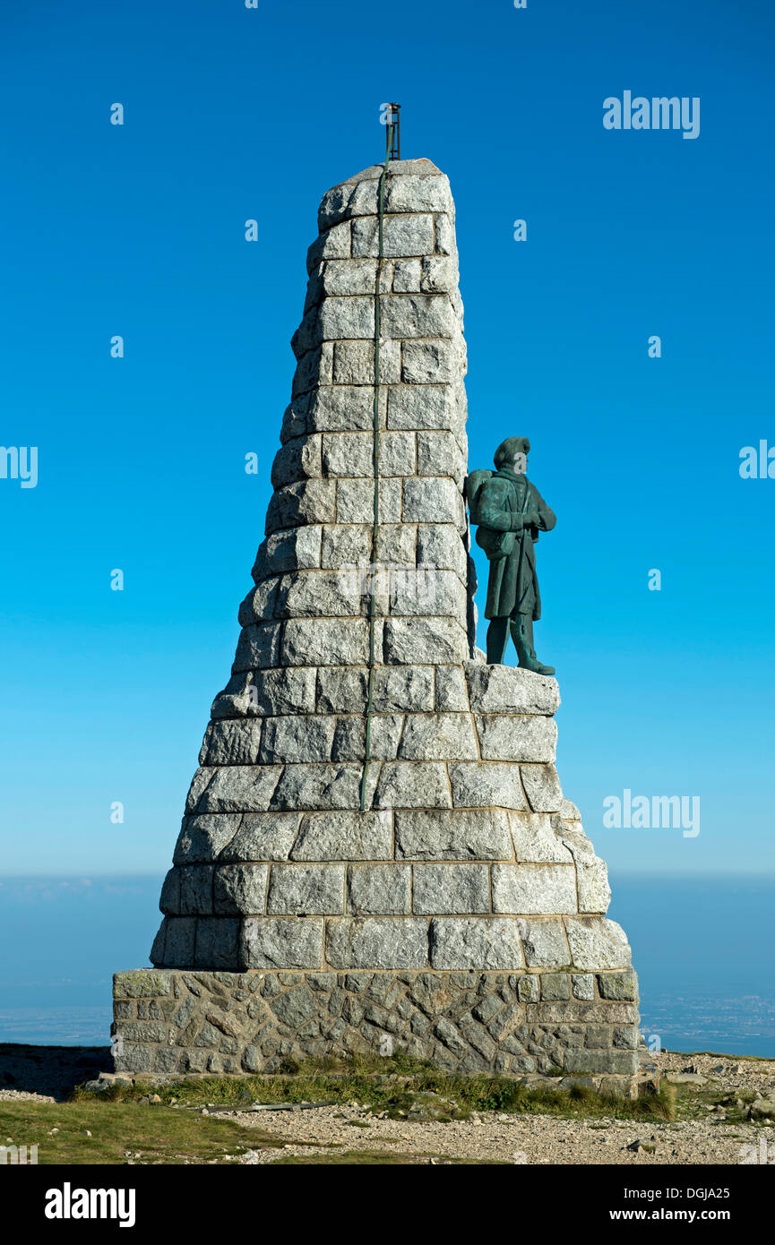 Mémorial aux diables bleus, un bataillon de troupes de montagne, sur le sommet du Grand Ballon, la montagne au-dessus du Rhin Banque D'Images