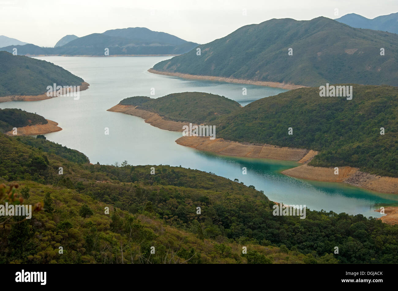 L'île haute, le réservoir de la péninsule de Sai Kung, nouveaux territoires, Hong Kong, Hong Kong, Chine, République populaire de Chine Banque D'Images