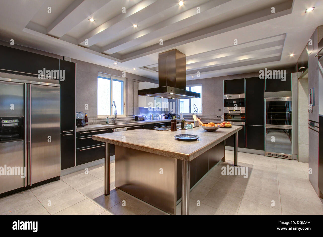 Cuisine de luxe dans de riches home Banque D'Images
