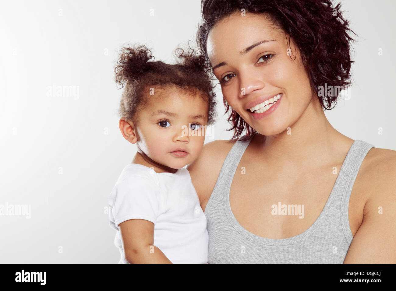Bebe Metisse Banque D Image Et Photos Alamy