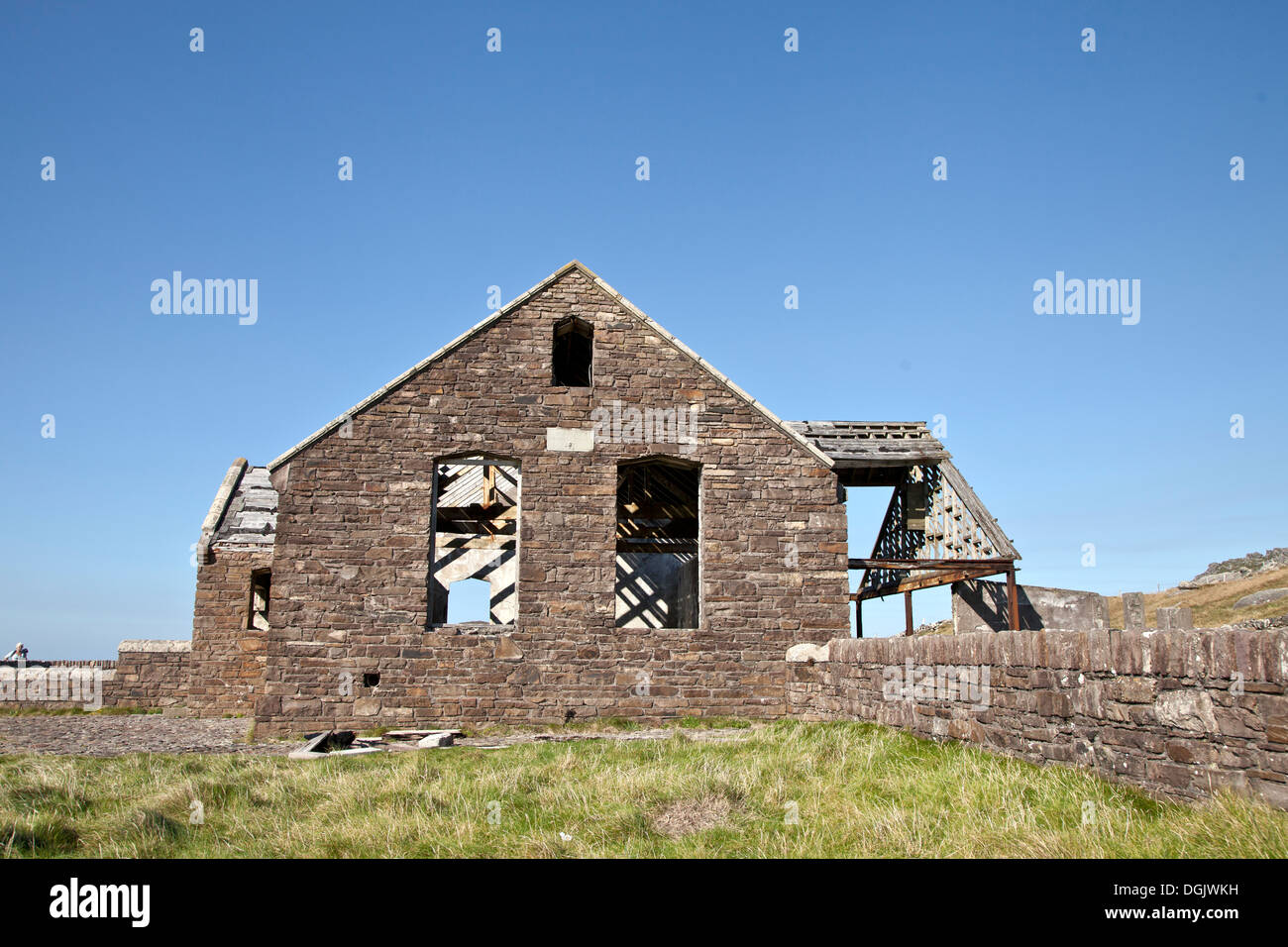 Kerrary school house ruin nr Dunquin Comté de Kerry en Irlande. L'école était le paramètre pour le film La Fille de Ryan Banque D'Images