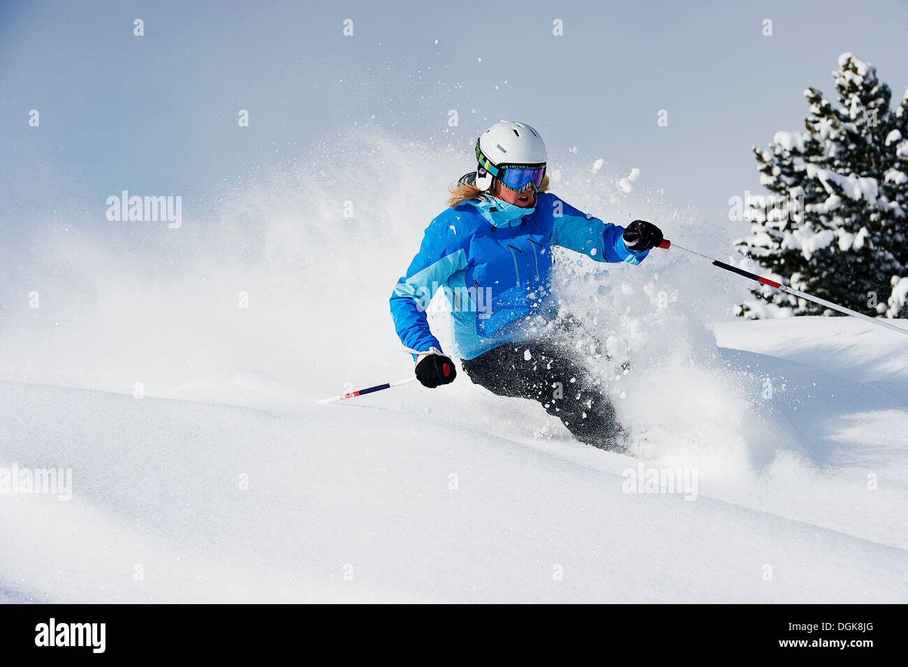 Descente skieur Banque D'Images