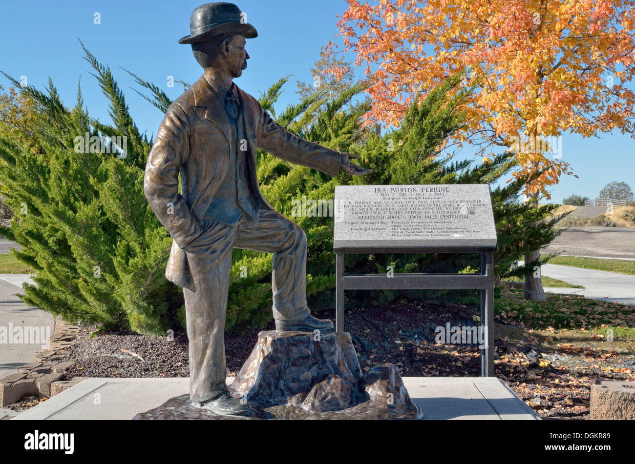 Statue en bronze pour I.B. Perrine par Ralph Lehrman, pour les mérites du colon par rapport à la ville de Twin Falls, Idaho, USA Banque D'Images