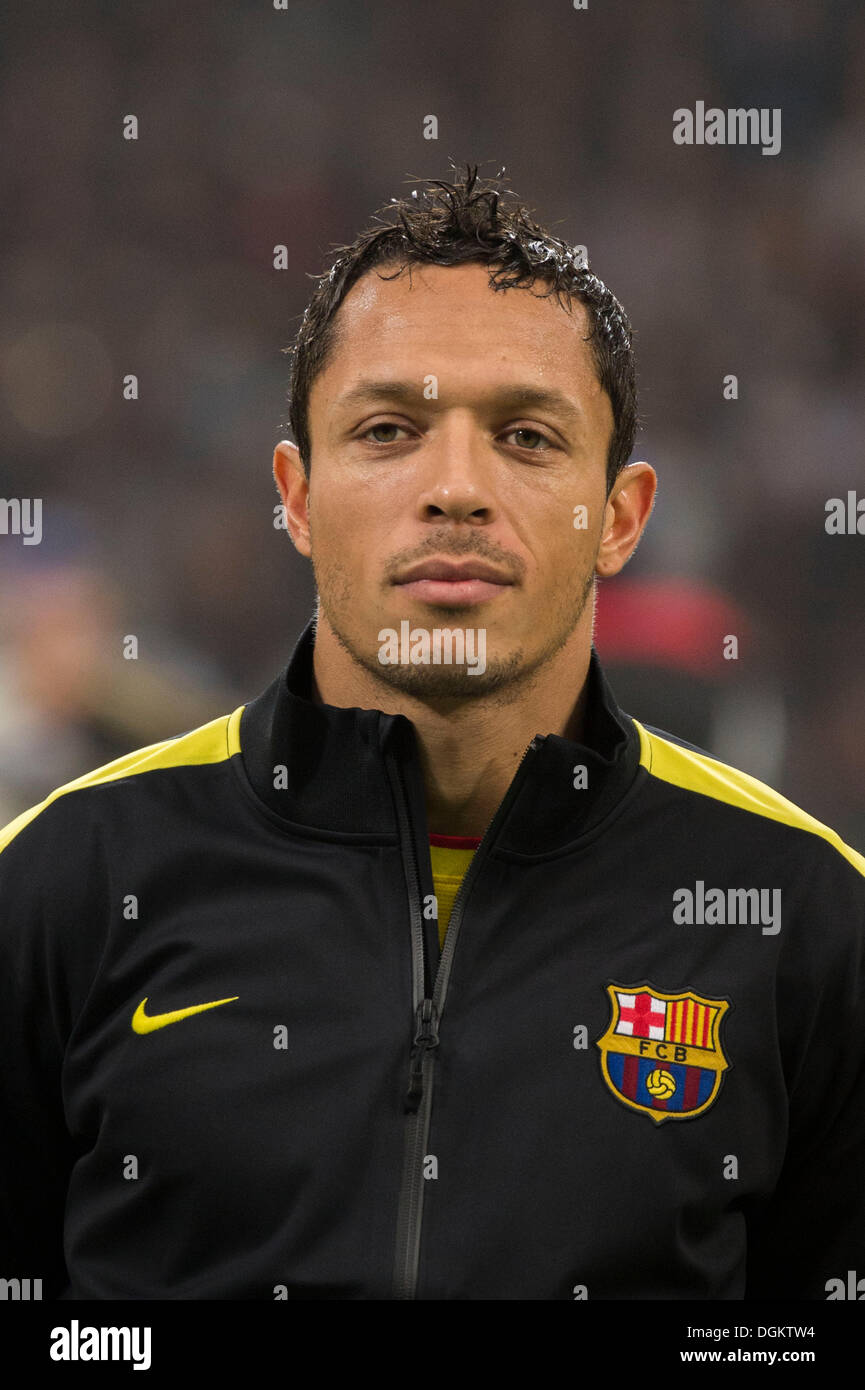 Adriano (Barcelone), le 22 octobre 2013 - Football : Football / Ligue des Champions Groupe H match entre l'AC Milan 1-1 FC Barcelone au Stadio Giuseppe Meazza de Milan, Italie. (Photo de Maurizio Borsari/AFLO) Banque D'Images