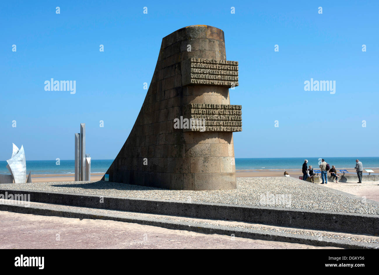 Monument situé sur 'Omaha Beach' en l'honneur de l'atterrissage de V Corps le 6 juin 1944, Colleville-sur-Mer, Normandie, France, Europe Banque D'Images
