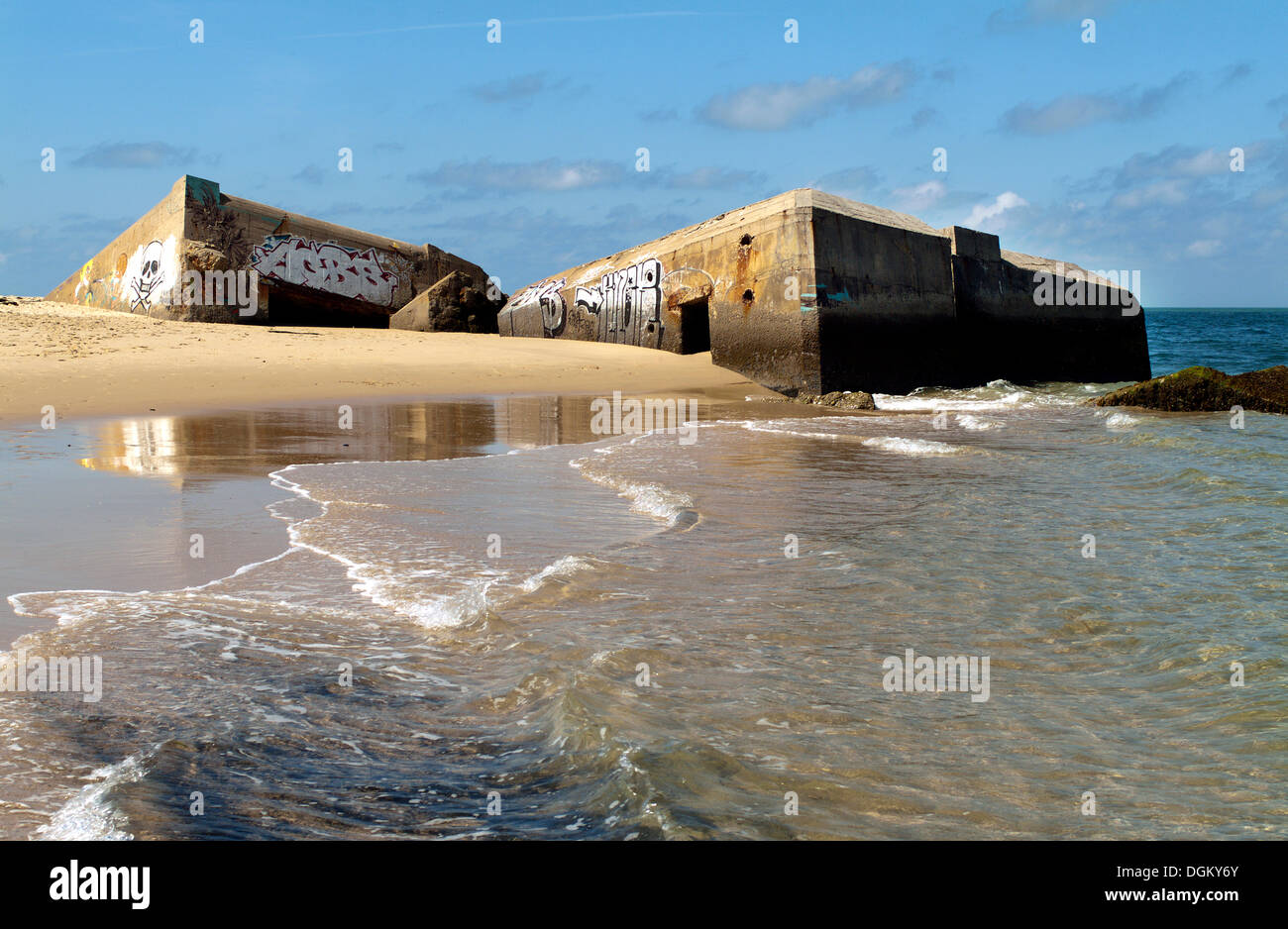 Bunkers allemands de sombrer dans l'océan Atlantique, Dune du Pyla, Arcachon, Gironde, Aquitaine, France, Europe Banque D'Images
