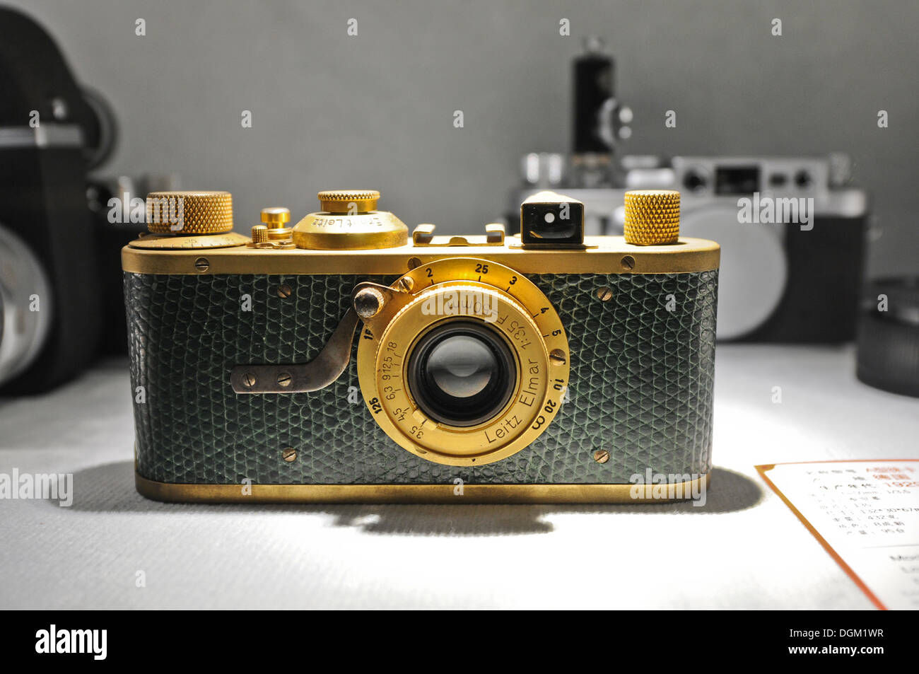 Leica I (modèle A) Luxus ancien appareil photo à partir de 1929-1931 au  Musée de l'ancien appareil photo en fabrication de Shanghai, Chine Photo  Stock - Alamy