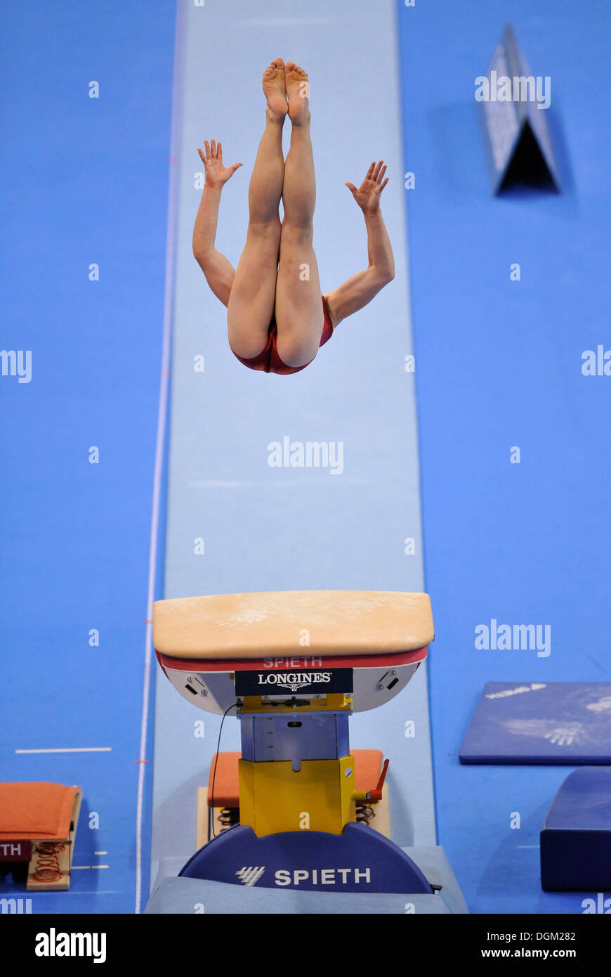 Kristin Klarenbach, Canada, voltige, EnBW, 2009 Coupe du Monde de Gymnastique Porsche-Arena, Stuttgart, Bade-Wurtemberg Banque D'Images