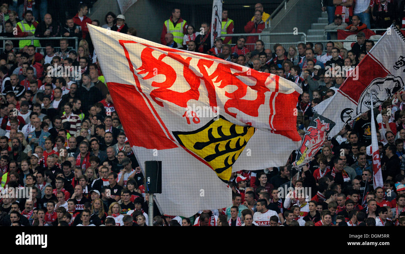 Le VfB Stuttgart courbe du ventilateur, Mercedes-Benz Arena, Stuttgart, Bade-Wurtemberg Banque D'Images