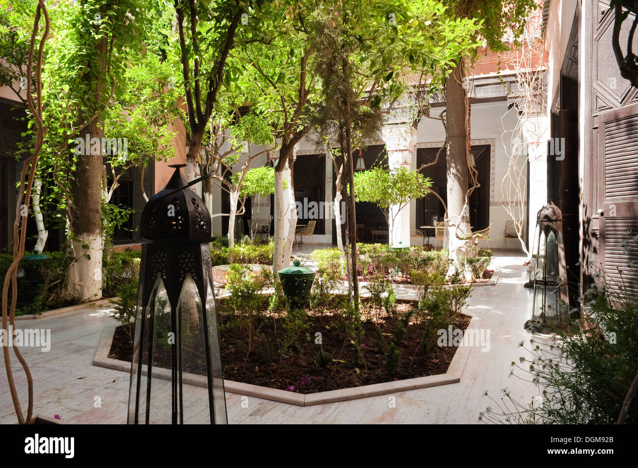 Cour-jardin marocain Banque D'Images