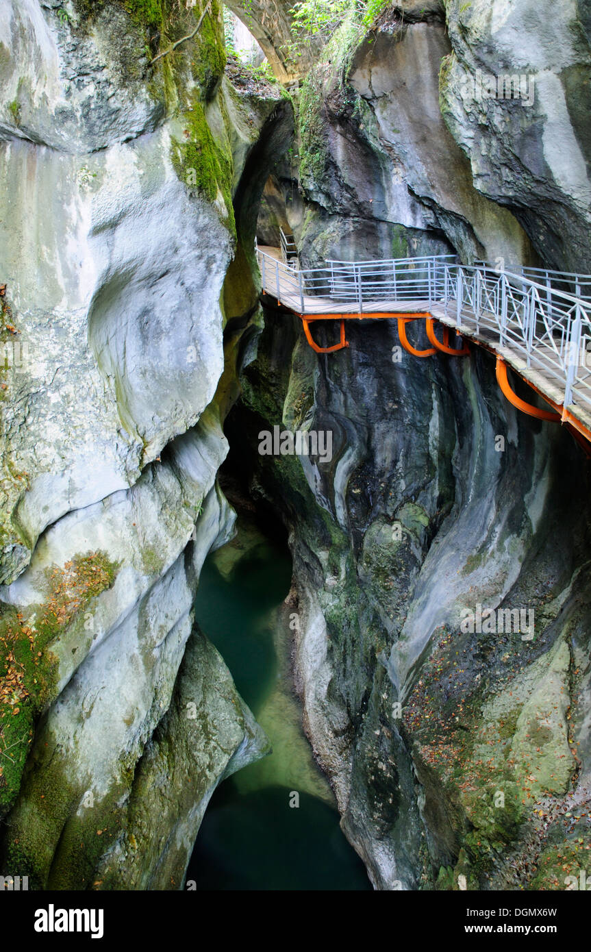 Dans l'encoche étroite canyon à gorges de Fier, Lovagny, France Banque D'Images