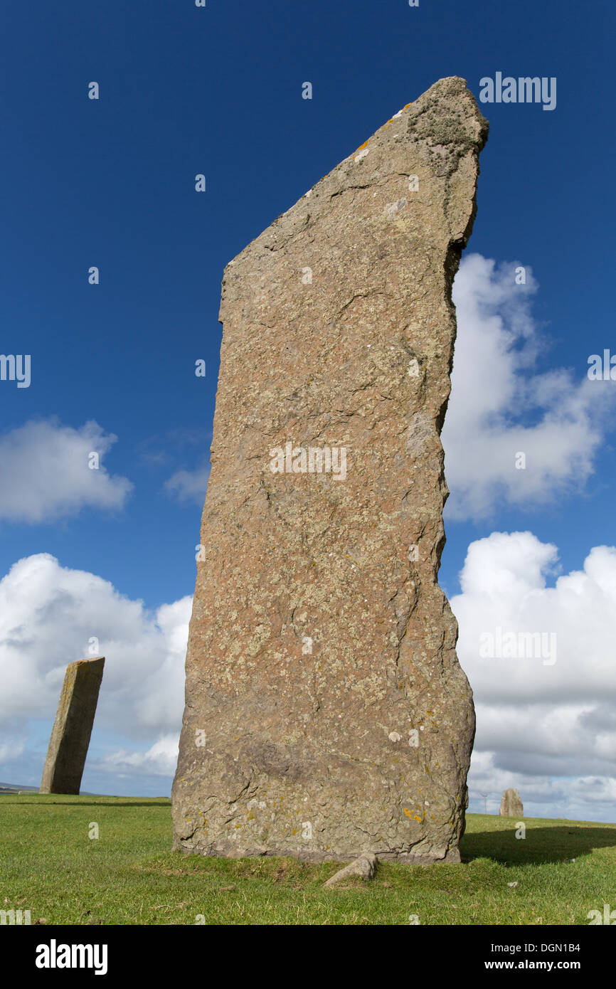 Des îles Orcades, en Écosse. Vue pittoresque des mégalithes qui forment les menhirs de Stenness. Banque D'Images