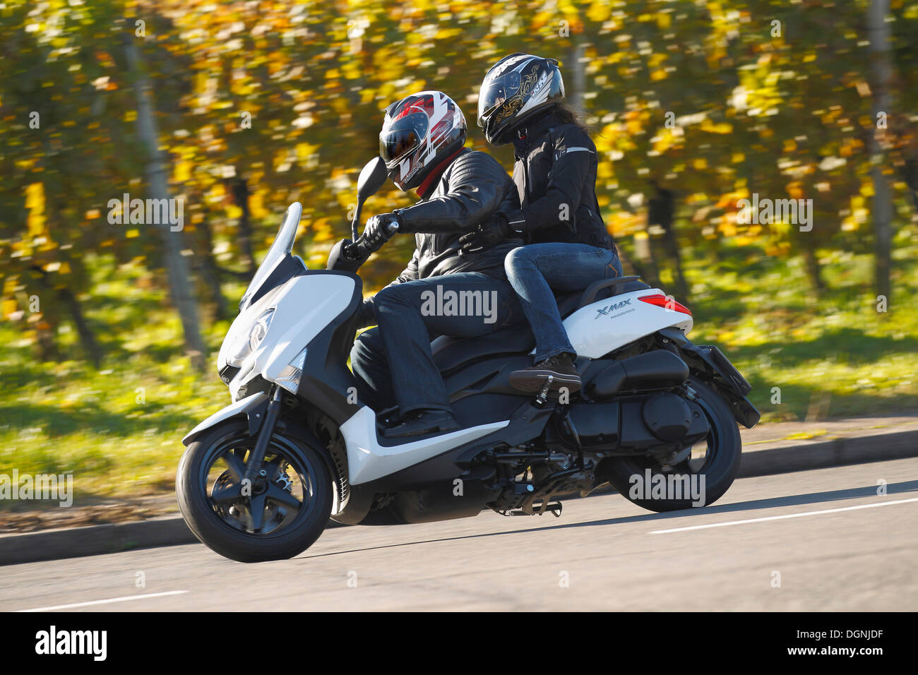 Yamaha X-max 250 scooter, conduite shot Banque D'Images