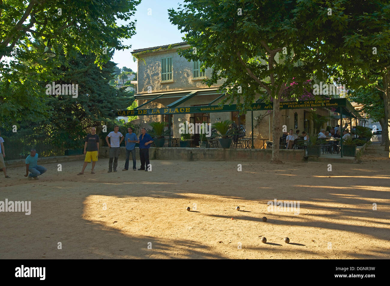 Les joueurs de boule, Saint-Paul-de-Vence, Département des Alpes-Maritimes, région Provence-Alpes-Côte d'Azur, France Banque D'Images