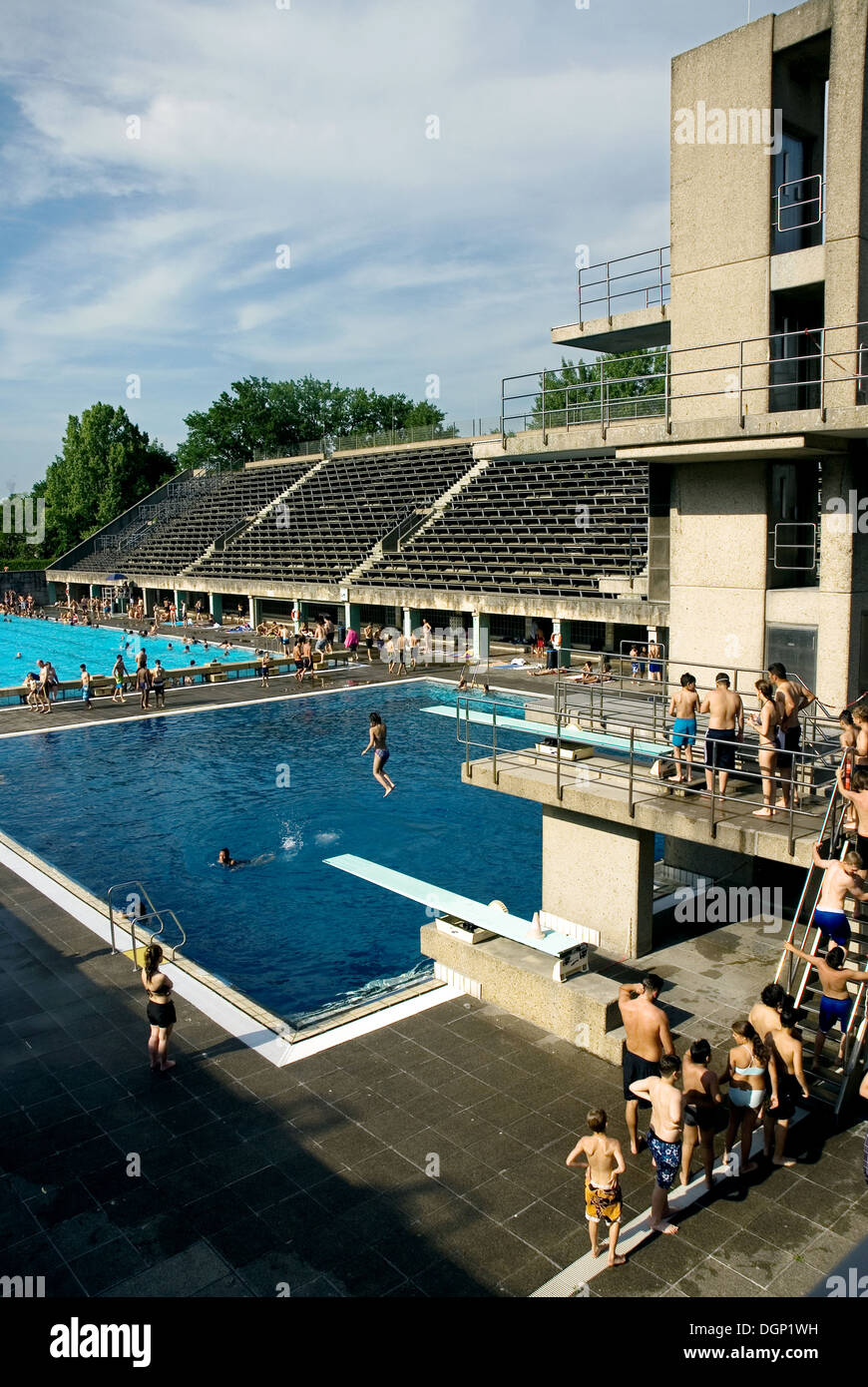 Berlin, Allemagne, le Stade Olympique, la piscine extérieure Photo Stock -  Alamy