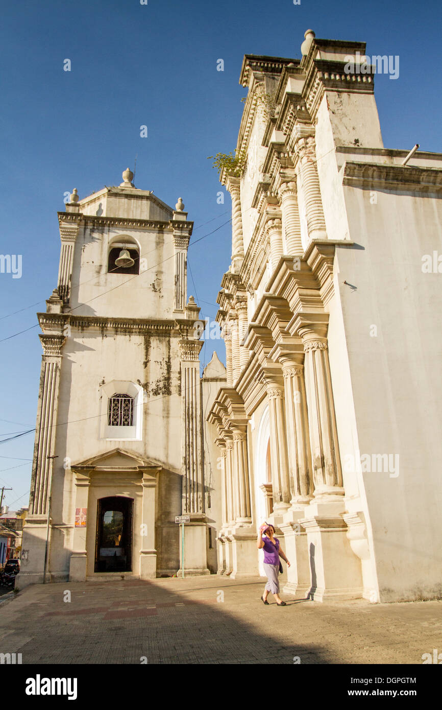 Iglesia de la Merced, León, au Nicaragua. Banque D'Images