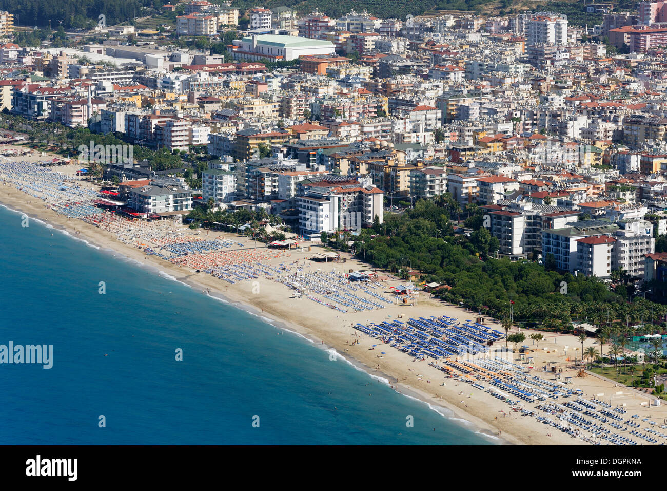 Plage de Cléopâtre, vue depuis le château d'Alanya, Kleopatra-Strand, Alanya, Turkish Riviera, Province d'Antalya, région méditerranéenne Banque D'Images