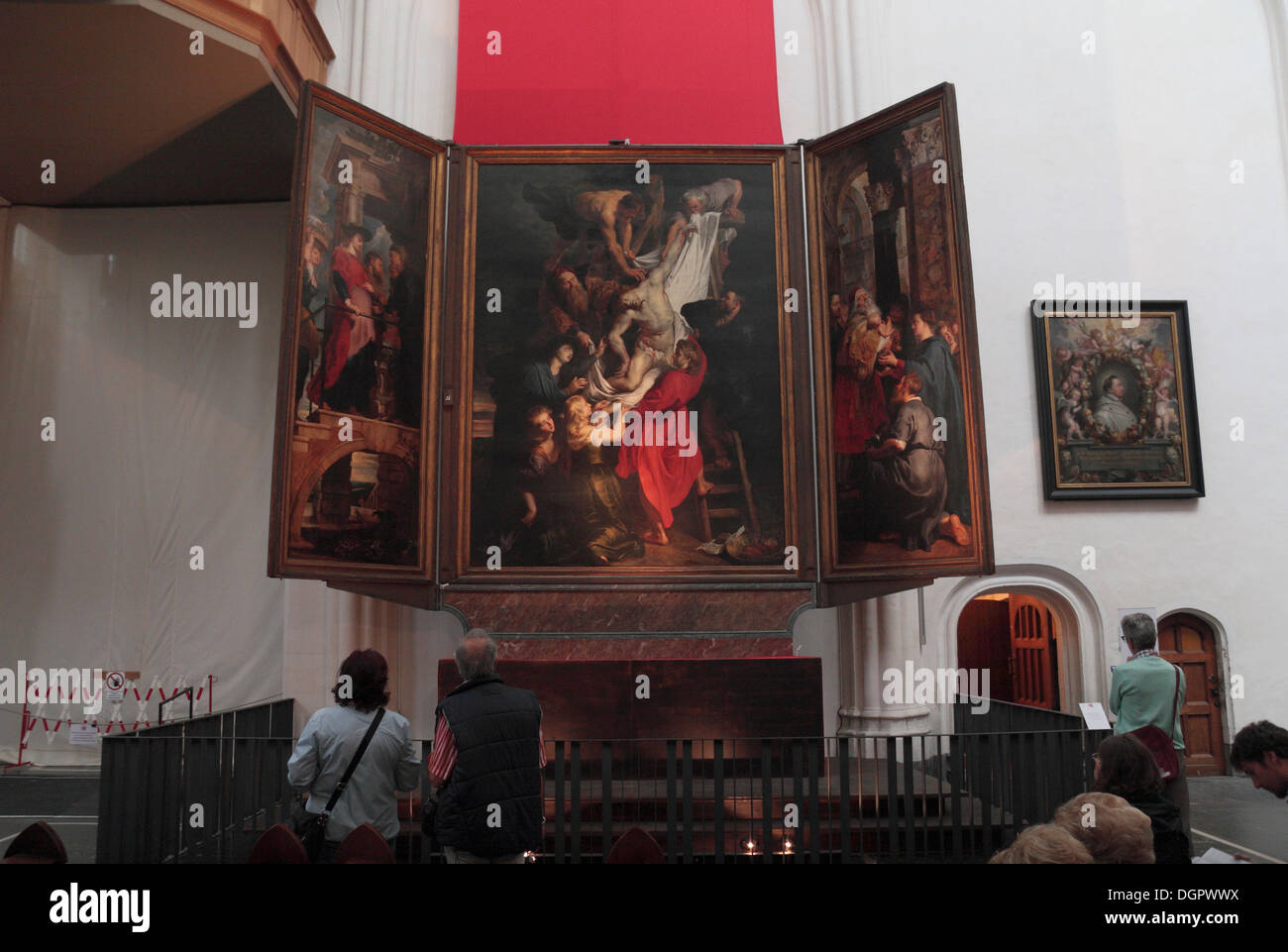 La Descente de Croix (Peter Paul Rubens) dans la cathédrale de Notre-Dame (Onze-Lieve-Vrouwekathedraal) à Anvers, Belgique. Banque D'Images