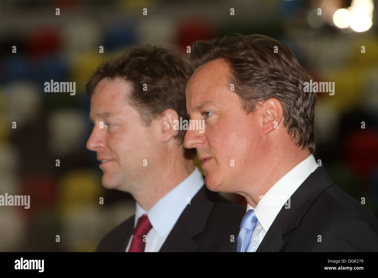 Le Premier ministre britannique, David Cameron et vice-premier ministre, Nick Clegg ensemble. Banque D'Images