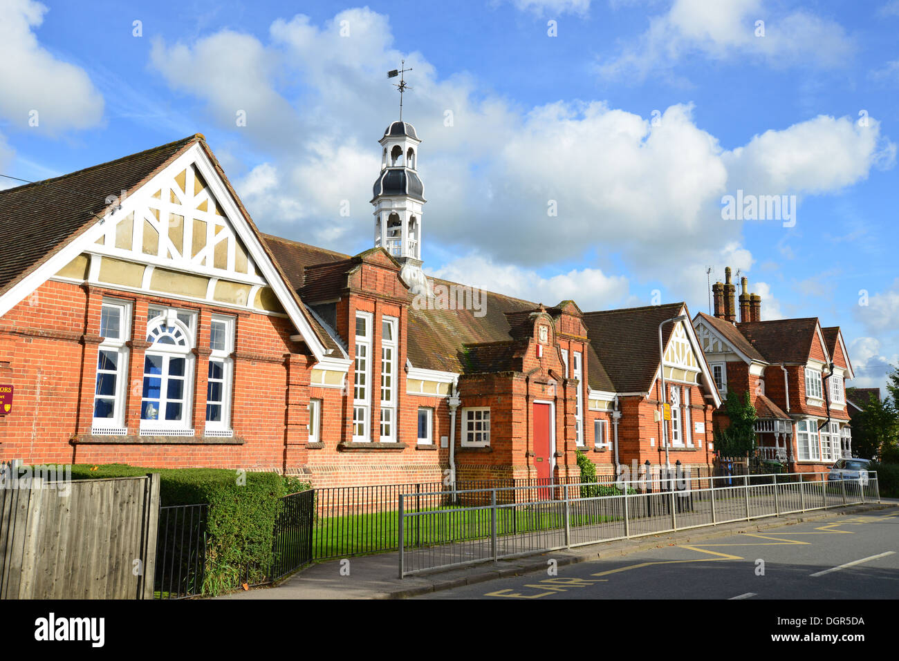 Cranbourne, École Primaire Cranbourne, Berkshire, Angleterre, Royaume-Uni Banque D'Images