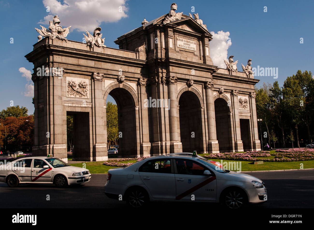 La Puerta de Alcalá, Plaza de la Independencia, Madrid, España Banque D'Images
