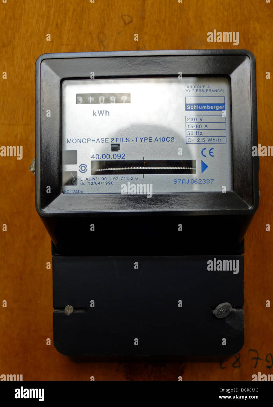 Ancien compteur électrique,Paris,France Photo Stock Alamy — free download