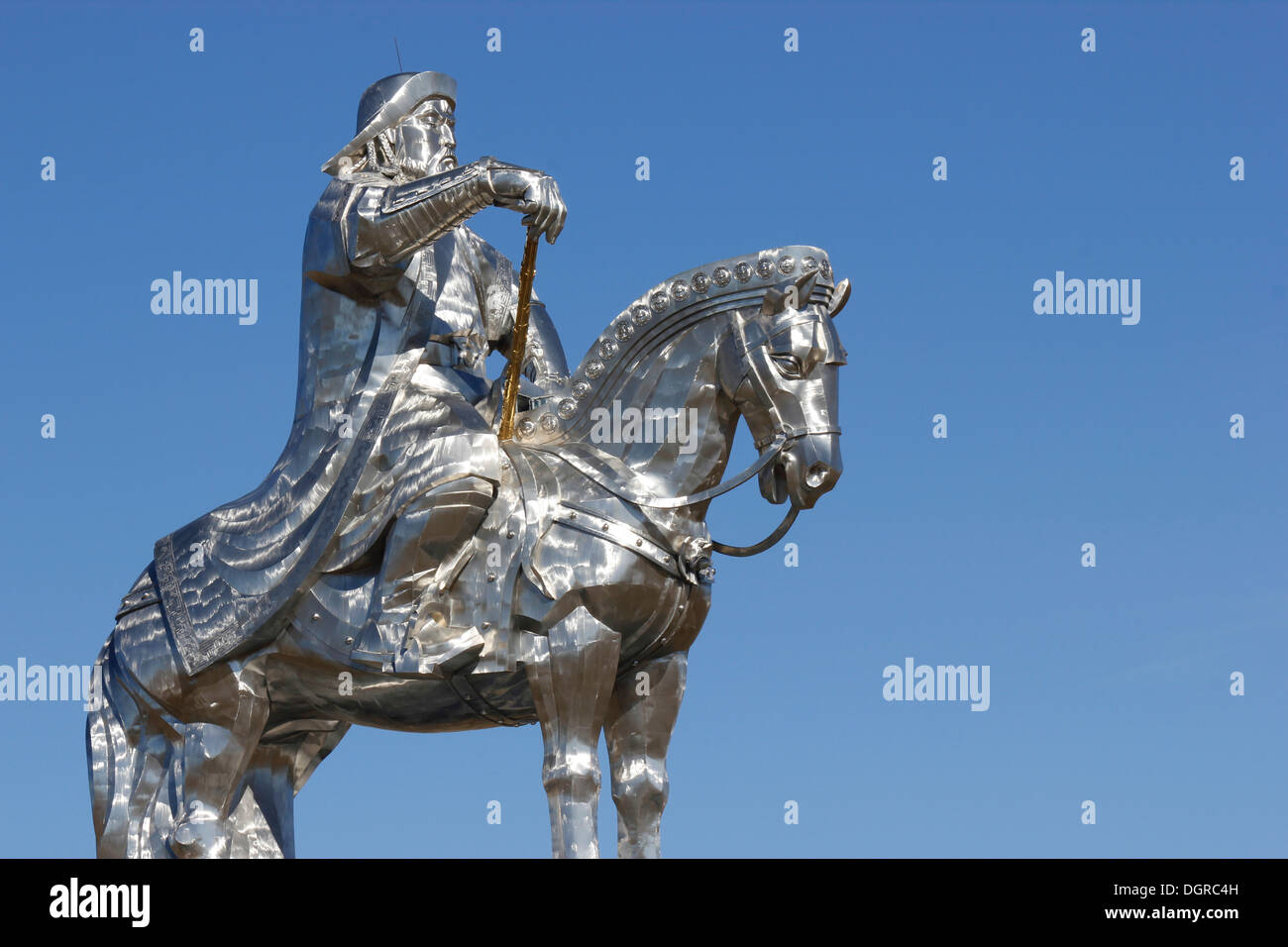 Close-up de 131 pieds en acier inoxydable, statue équestre sur haut de Gengis Khan, la Mongolie Monument Banque D'Images