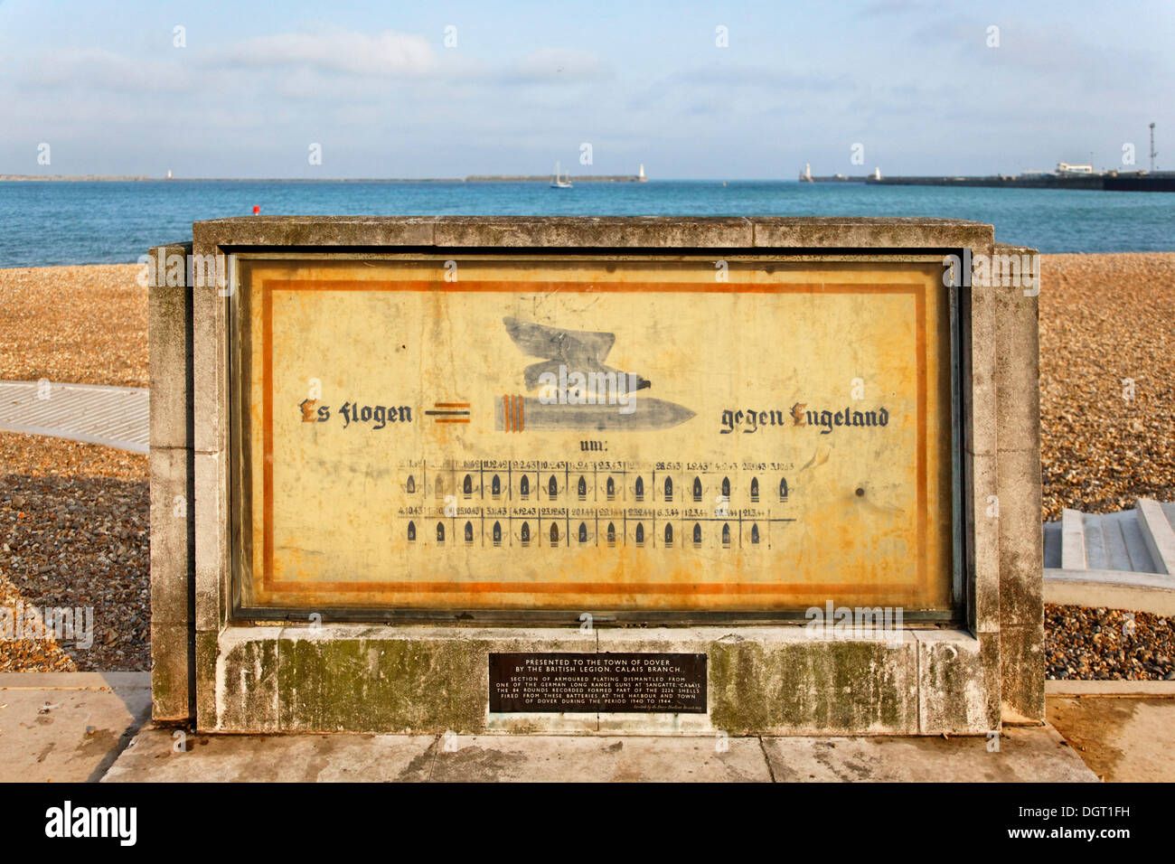 Monument commémoratif de guerre à Port Dover, Angleterre du Sud-Est, de l'administration du comté de Kent, Angleterre, Royaume-Uni, Europe Banque D'Images